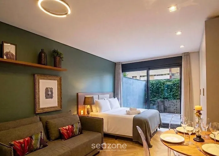 Apartamento Em Cond. C/ Piscina E Vista Cid. Mve0204